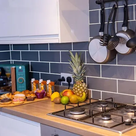 A Cosy, Elegant 3 Bed