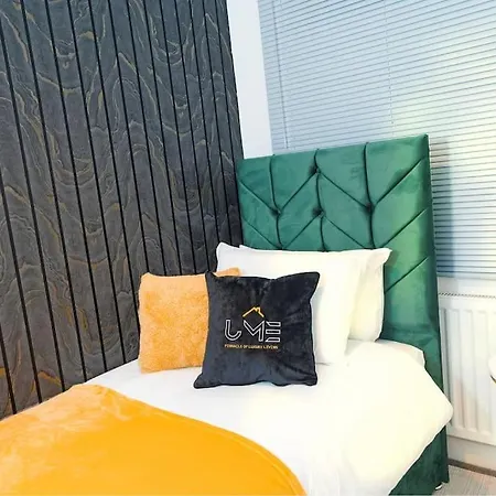 A Cosy, Elegant 3 Bed *