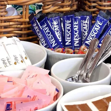 A Cosy, Elegant 3 Bed Lägenhet *